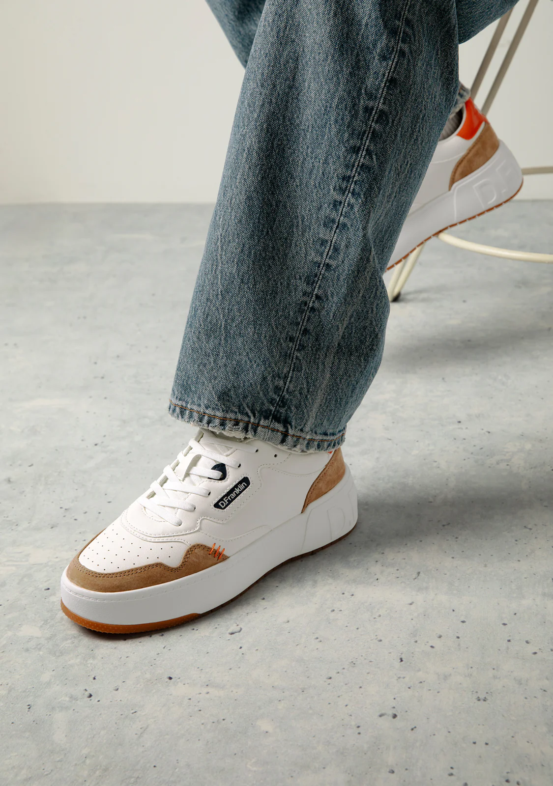 Court Basic Stich Orange - Image 5