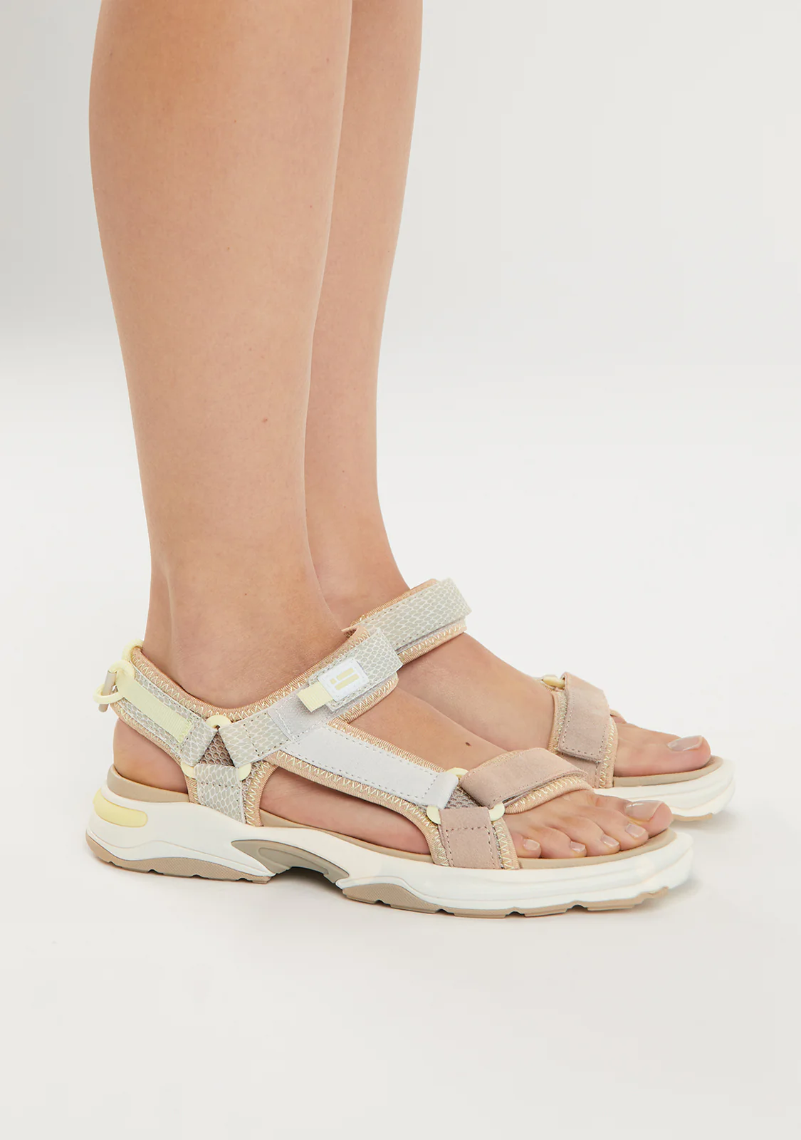 Flame Sandal Strips Gold - Image 5