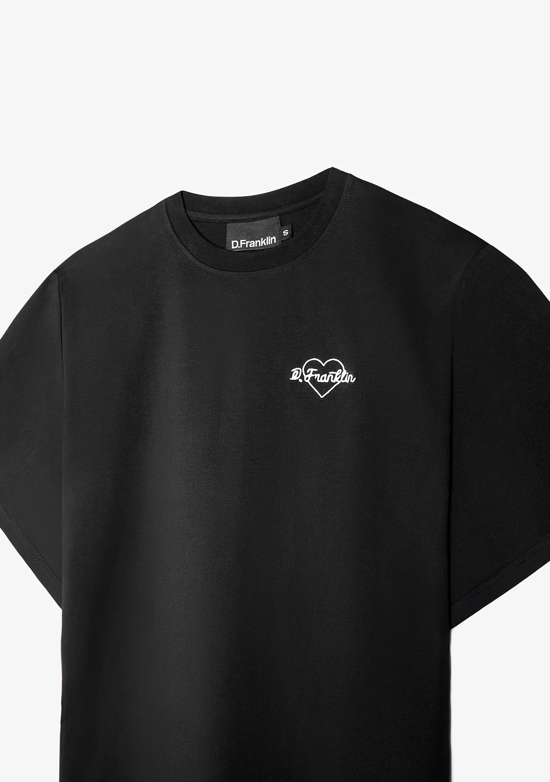 Love Heart T-Shirt Black - Image 7