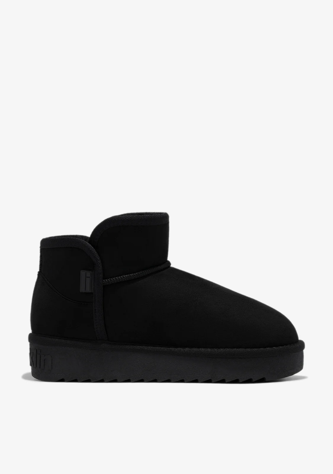 Nordic Low Basic Black